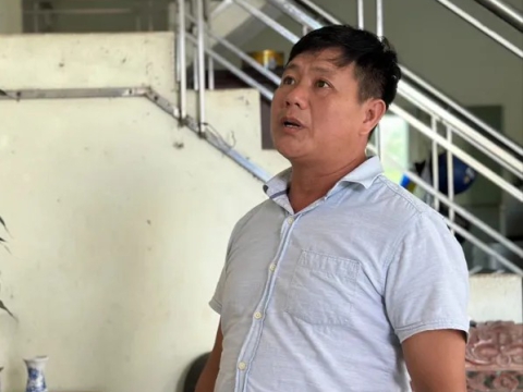 Vụ gian nan đòi lại căn nhà đã cho uỷ ban thị trấn thuê: chủ nhà yêu cầu thi hành án